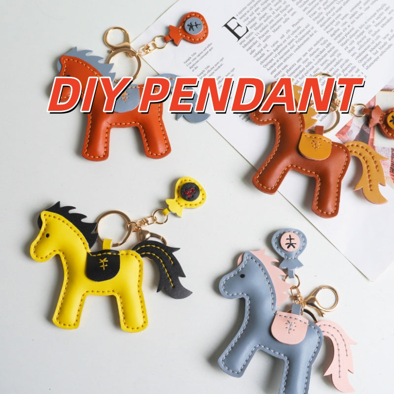 DIY Leather Horse Keychain Kit – Handmade Genuine Leather Craft Set with Video Tutorial (Multicolor)