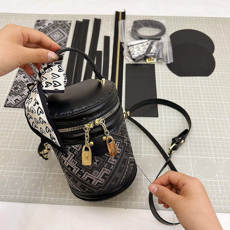DIY PU Leather Bucket Bag Kit for Beginners – Handmade Shoulder & Crossbody Bag Sewing Kit with Pre-Cut Materials and Video Tutorial
