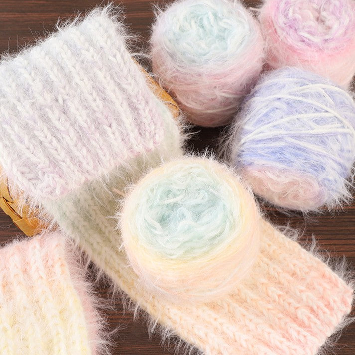 DIY Gradient Fuzzy Scarf Knitting Kit for Beginners – Soft Long Fur Yarn Scarf Craft Set with Video Tutorial