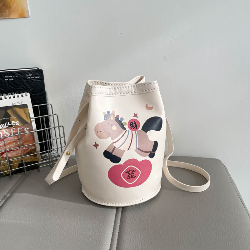 DIY PU Leather Bucket Bag Kit for Beginners – Handmade Crossbody Shoulder Bag Sewing Kit with Pre-Cut Materials & Video Tutorial