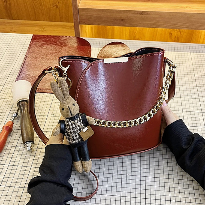 DIY PU Leather Shoulder Bag Kit for Beginners – Handmade Crossbody Bag Sewing Craft Kit with Video Tutorial Gift Set