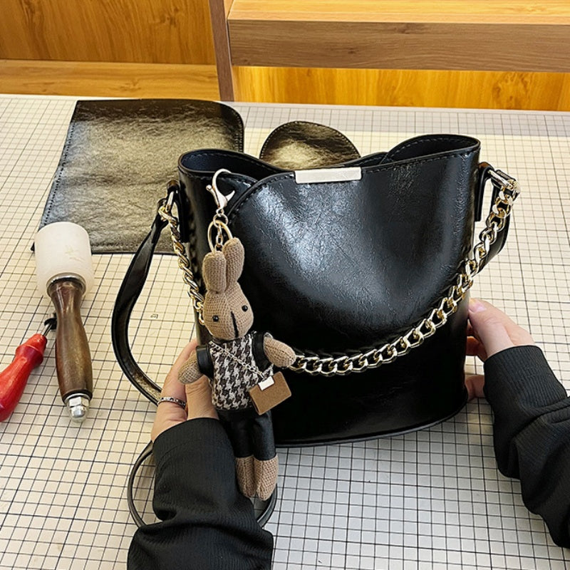 DIY PU Leather Shoulder Bag Kit for Beginners – Handmade Crossbody Bag Sewing Craft Kit with Video Tutorial Gift Set