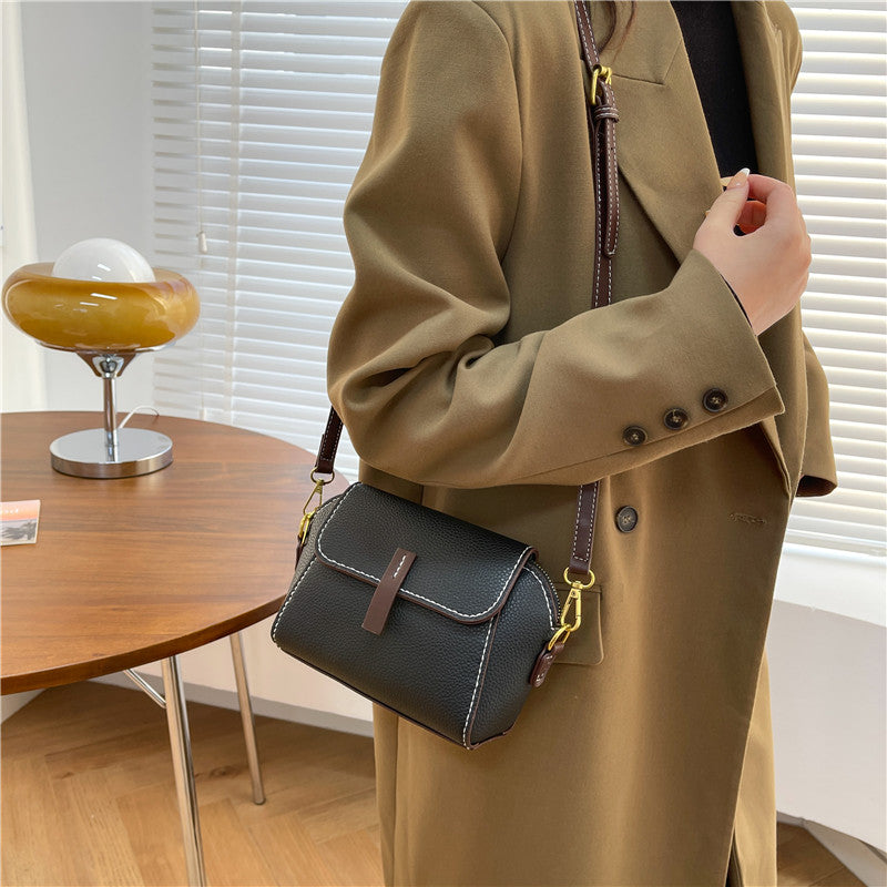 DIY PU Leather Shoulder Bag Kit for Beginners – Handmade Crossbody Purse Sewing Kit with Pre-Cut Materials & Video Tutorial