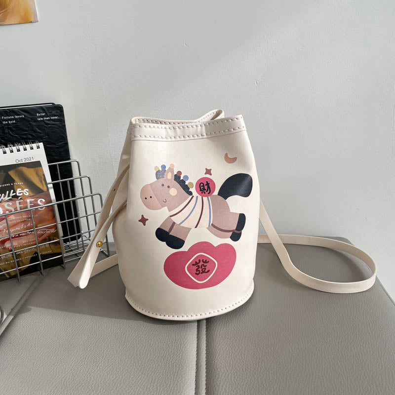 DIY PU Leather Bucket Bag Kit for Beginners – Handmade Crossbody Shoulder Bag Sewing Kit with Pre-Cut Materials & Video Tutorial