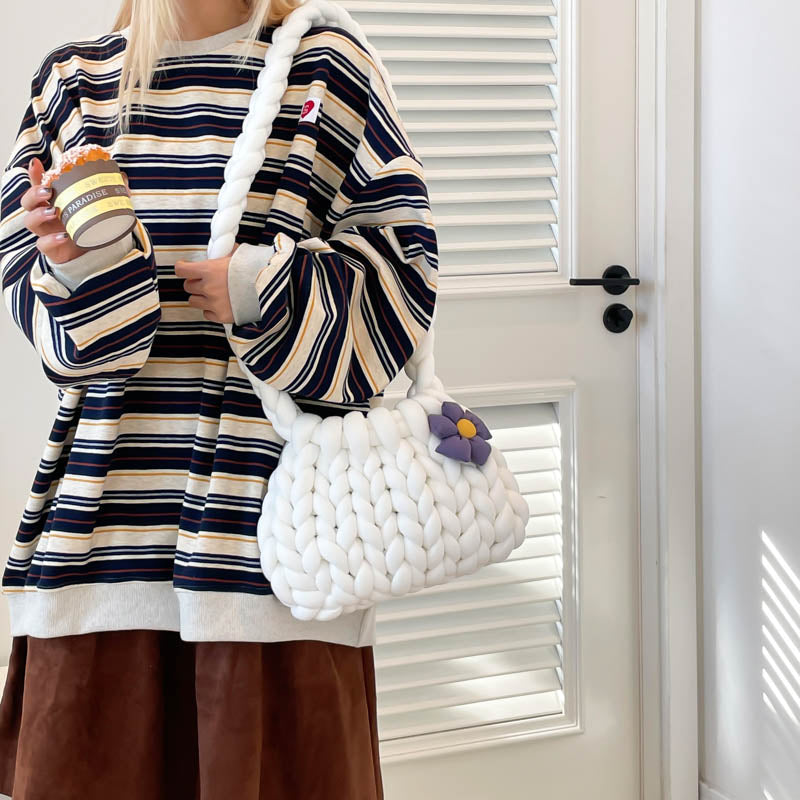 DIY Crochet Shoulder Bag Kit for Beginners – Handmade Yarn Crossbody Purse Craft Set with Tools & Video Tutorial