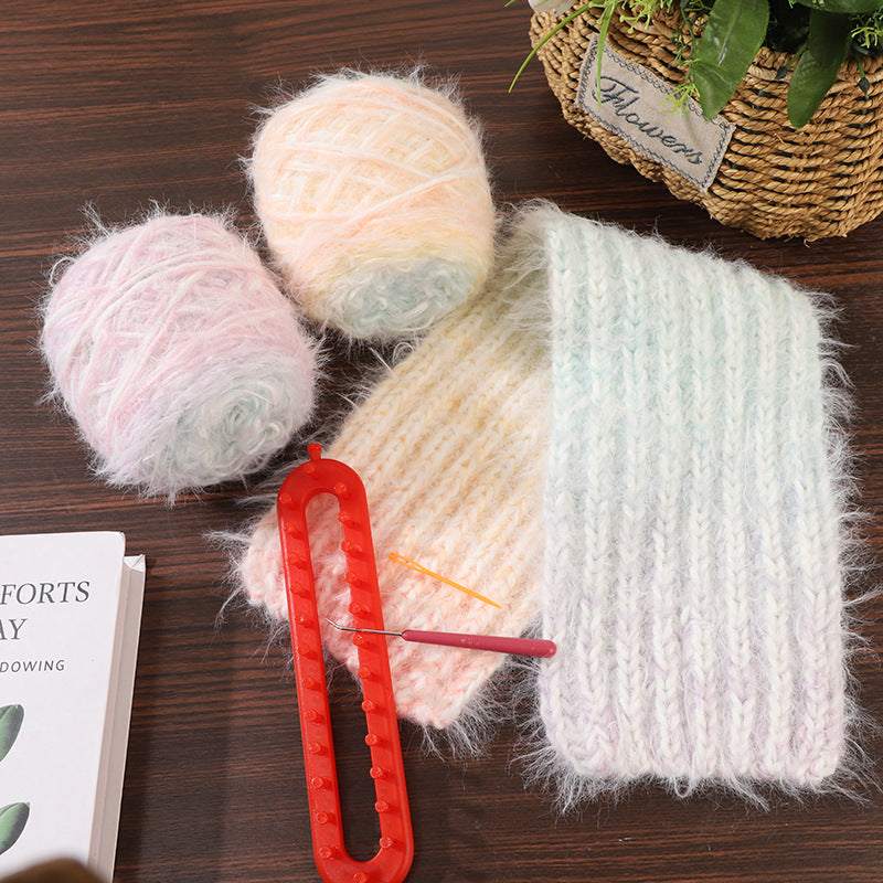 DIY Gradient Fuzzy Scarf Knitting Kit for Beginners – Soft Long Fur Yarn Scarf Craft Set with Video Tutorial