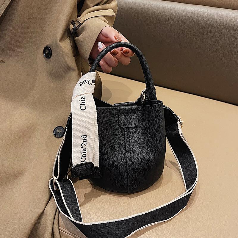 DIY PU Leather Bucket Bag Kit for Beginners – Handmade Shoulder & Crossbody Bag Craft Kit with Pre-Cut Materials and Video Tutorial