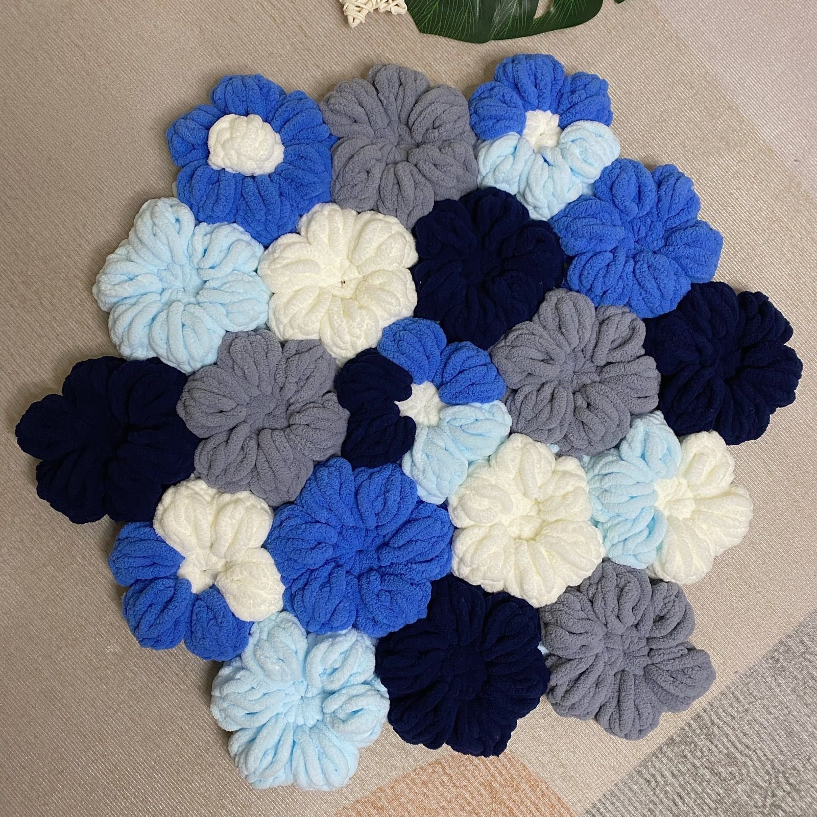 DIY Puff Flower Seat Cushion Crochet Kit – Handmade Ice Silk Yarn Chair Pad Craft Set for Beginners with Video Tutorial