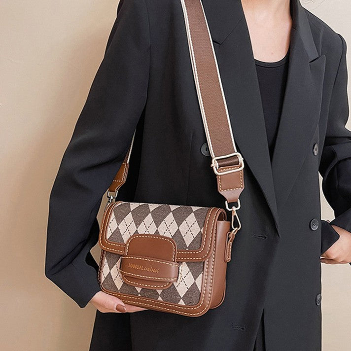 DIY PU Leather Shoulder Bag Kit for Beginners – Pre-Cut & Pre-Punched Crossbody Purse with Video Tutorial
