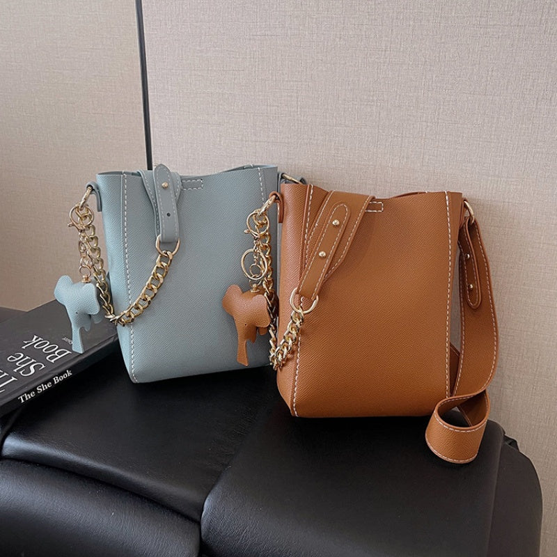 DIY PU Leather Shoulder Bag Kit for Beginners – Handmade Crossbody Purse Sewing Kit with Pre-Cut Leather & Video Tutorial