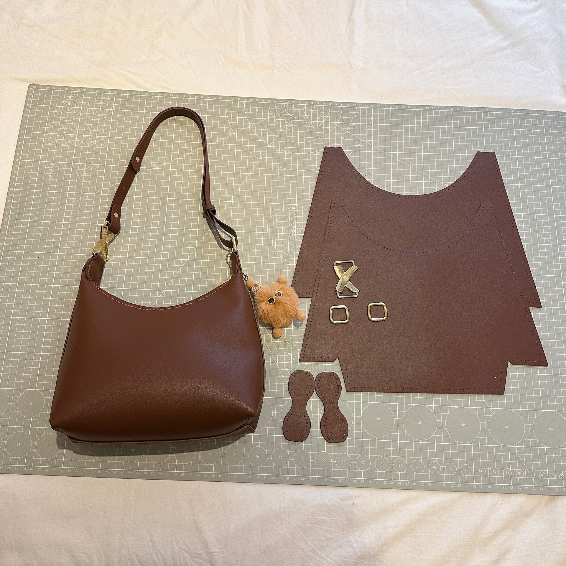 DIY PU Leather Tote Bag Kit for Beginners – Handmade Shoulder & Crossbody Bag Craft Set with Video Tutorial