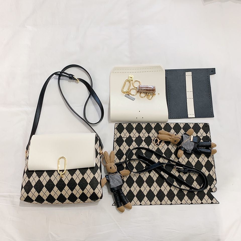 DIY Minimalist PU Shoulder Bag Kit – Beginner-Friendly 8-Minute Handmade Craft Set | Pre-Cut Materials | Black & White Crossbody Bag Gift for Women