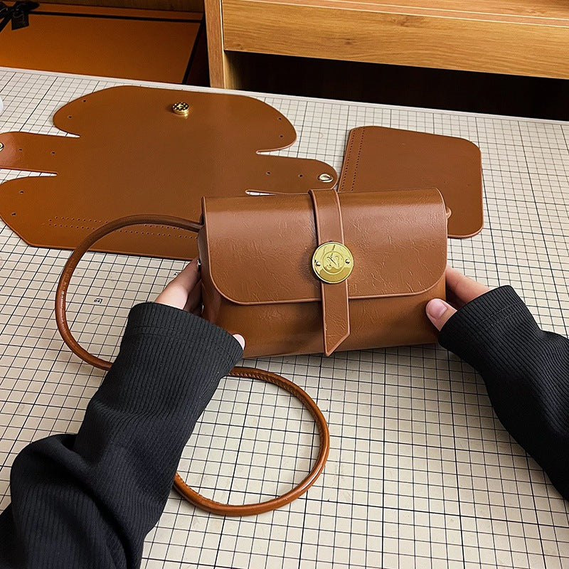 DIY PU Leather Crossbody Bag Kit for Beginners – Pre-Cut Purse Sewing Craft Kit with Video Tutorial, Handmade Shoulder Bag Gift for Women