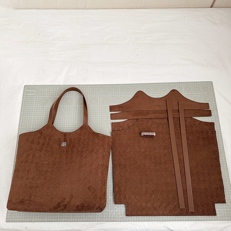 DIY Suede Tote Bag Sewing Kit for Beginners – Handmade Shoulder Handbag Craft Kit with Pre-Cut Leather & Video Tutorial