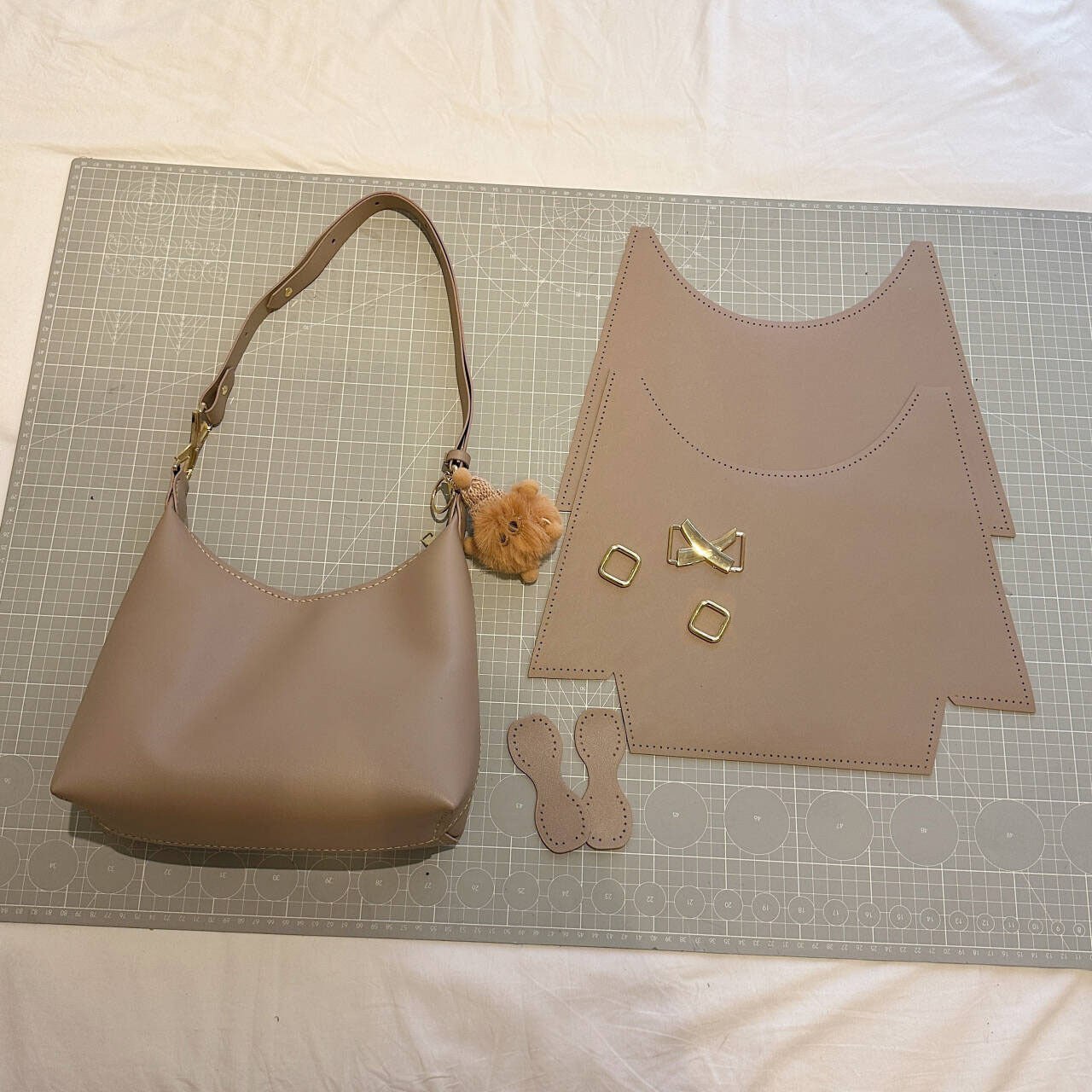 DIY PU Leather Tote Bag Kit for Beginners – Handmade Shoulder & Crossbody Bag Craft Set with Video Tutorial