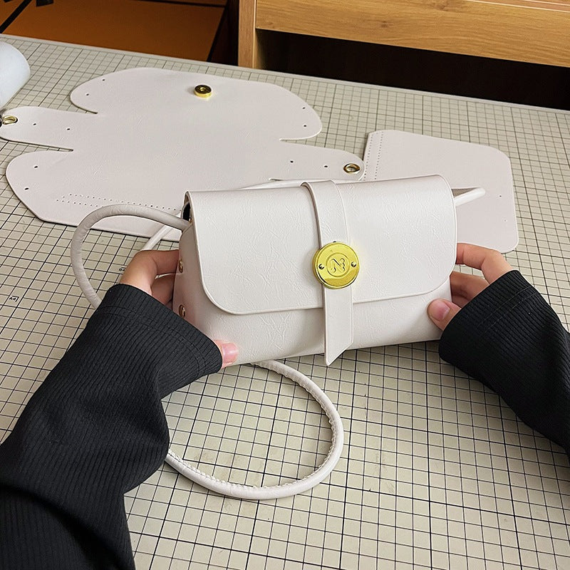 DIY PU Leather Crossbody Bag Kit for Beginners – Pre-Cut Purse Sewing Craft Kit with Video Tutorial, Handmade Shoulder Bag Gift for Women