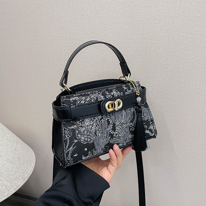 DIY PU Leather Crossbody Bag Kit for Beginners – Handmade Shoulder Bag Sewing Kit with Pre-Cut Materials & Video Tutorial