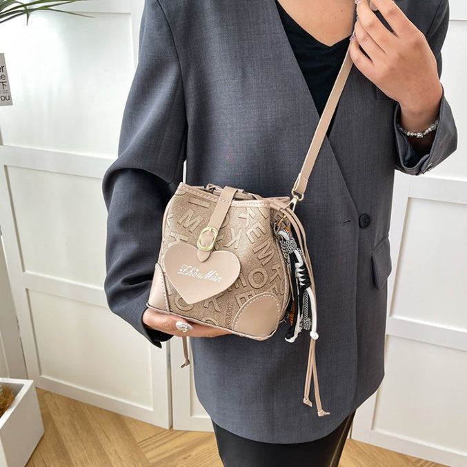 DIY PU Leather Crossbody Bag Kit for Beginners – Handmade Shoulder Bag Sewing Kit with Pre-Cut Leather Pieces & Video Tutorial