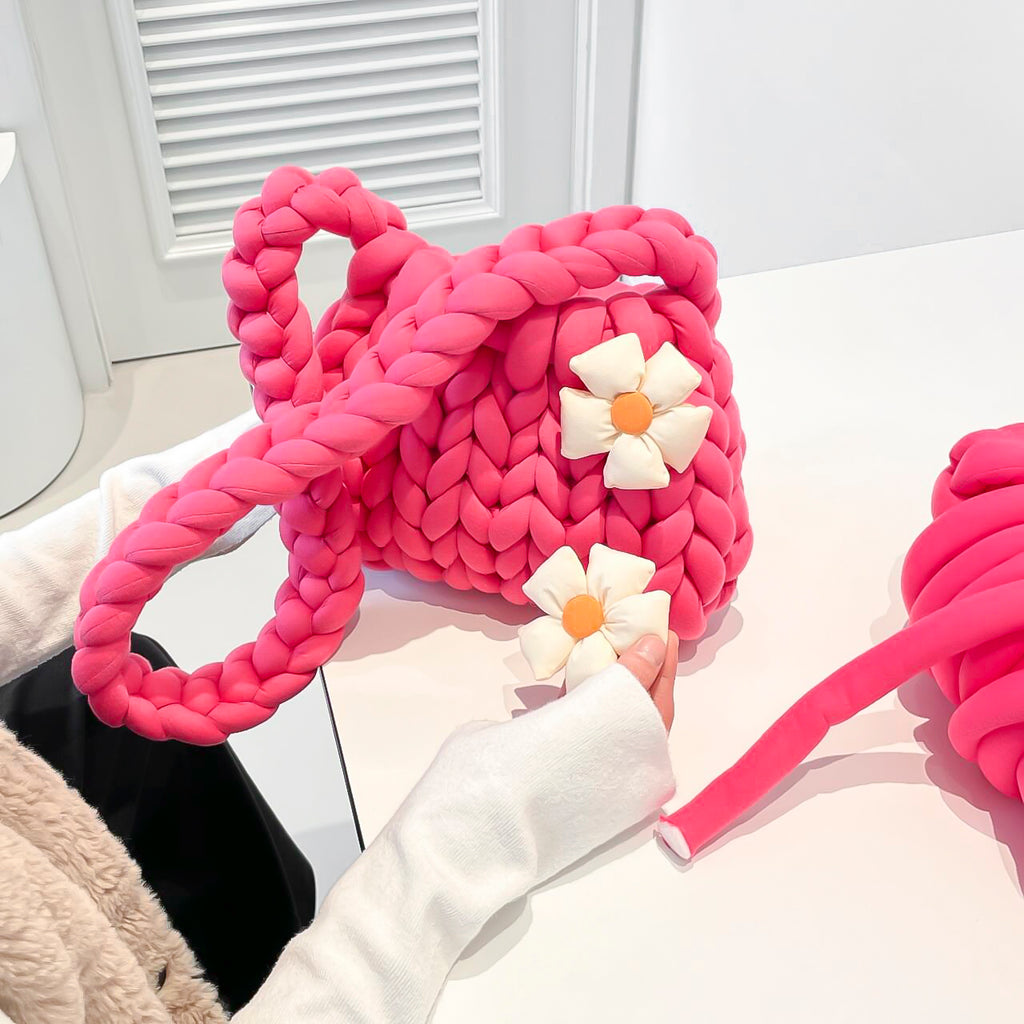 DIY Crochet Shoulder Bag Kit for Beginners – Handmade Yarn Crossbody Purse Craft Set with Tools & Video Tutorial