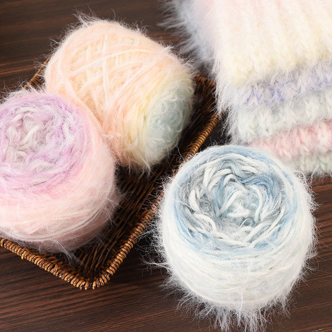 DIY Gradient Fuzzy Scarf Knitting Kit for Beginners – Soft Long Fur Yarn Scarf Craft Set with Video Tutorial