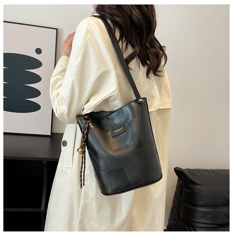 DIY PU Leather Tote Bag Kit for Beginners – Pre-Cut Hand Sewing Handbag with Video Tutorial, Shoulder & Top Handle Bag, Ivory/Khaki/Brown/Black