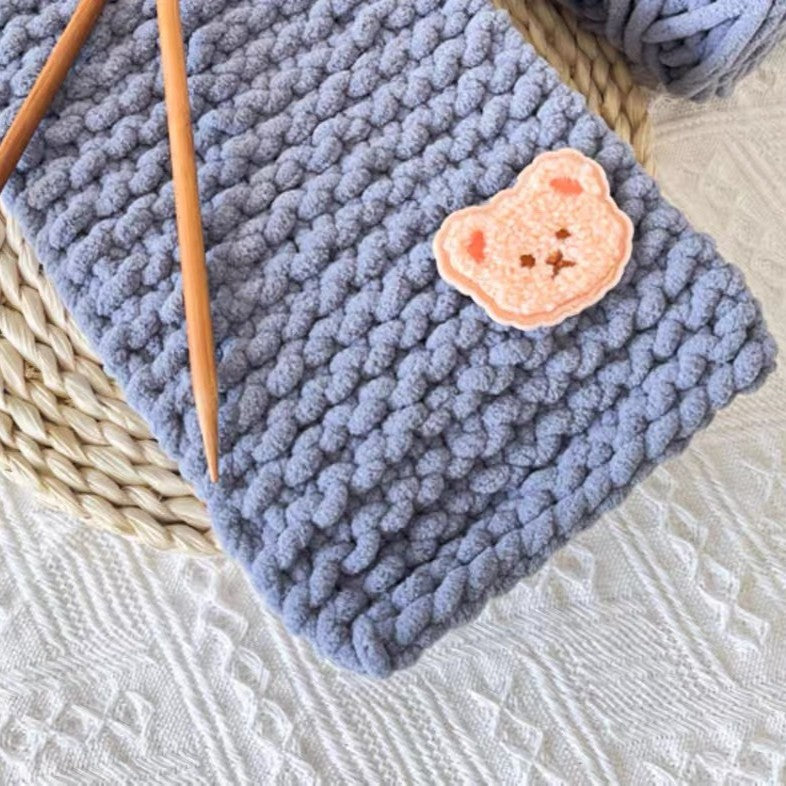 DIY Chunky Soft Yarn Knit Scarf Making Kit, Cute Bear Patch Warm Handmade Winter Scarf Craft Kit Multiple Color Options For Beginners