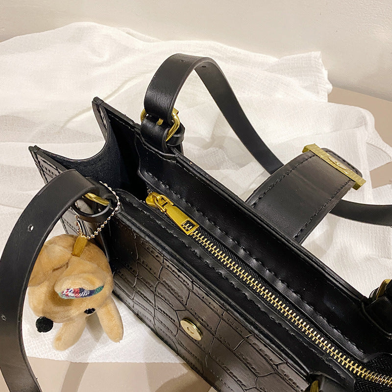 DIY PU Leather Handbag Sewing Kit for Beginners – Handmade Tote Bag Craft Kit with Pre-Cut Materials & Video Tutorial