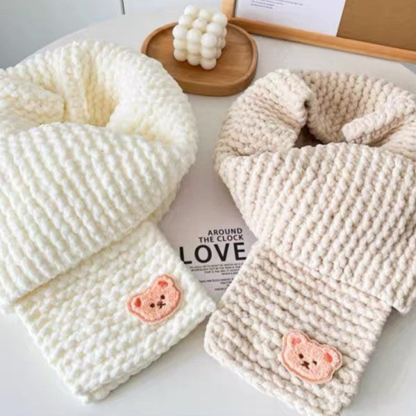 DIY Chunky Soft Yarn Knit Scarf Making Kit, Cute Bear Patch Warm Handmade Winter Scarf Craft Kit Multiple Color Options For Beginners