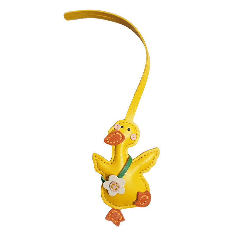 DIY Leather Duck Keychain Kit – Handmade Cute Duck Charm Craft Set in PU & Genuine Leather