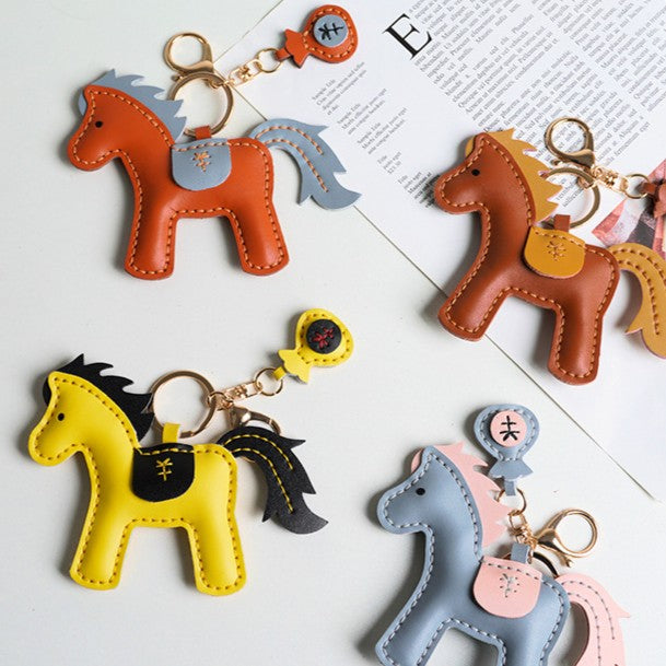DIY Leather Horse Keychain Kit – Handmade Genuine Leather Craft Set with Video Tutorial (Multicolor)