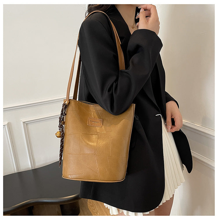 DIY PU Leather Tote Bag Kit for Beginners – Pre-Cut Hand Sewing Handbag with Video Tutorial, Shoulder & Top Handle Bag, Ivory/Khaki/Brown/Black