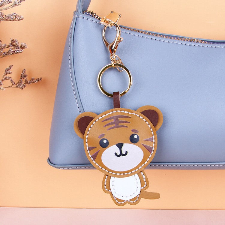 DIY Tiger Keychain Leather Craft Kit – Pre-Cut Cowhide Sewing Kit with Video Tutorial, Handmade Animal Keyring DIY Set