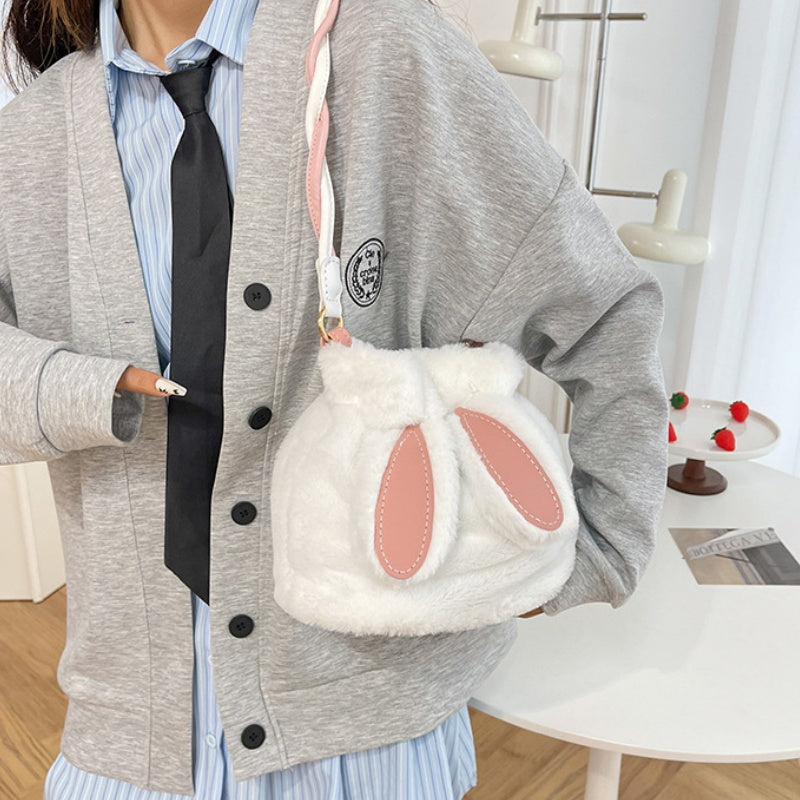 DIY Plush Shoulder Bag Kit – Handmade Fuzzy Tote Bag Craft Kit for Beginners with Video Tutorial (Soft Faux Fur Handbag)