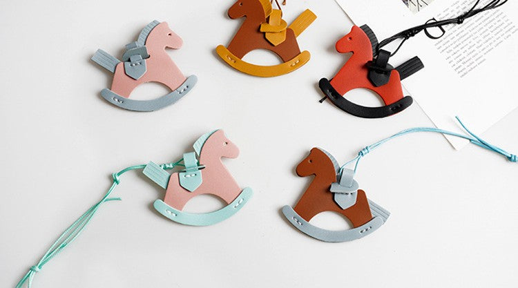 DIY Rocking Horse Keychain Kit for Beginners – Handmade PU Leather Bag Charm & Key Pendant with Video Tutorial