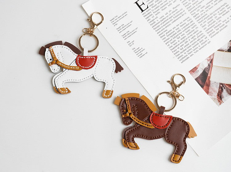 DIY Leather Horse Keychain Kit for Beginners – Handmade Cowhide Bag Charm & Keyring Craft Set with Video Tutorial