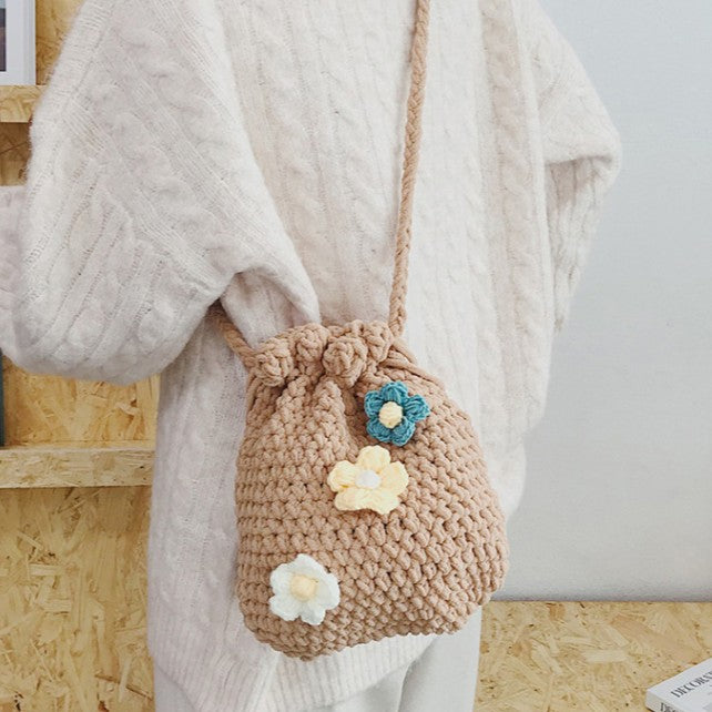 DIY Crochet Animal Shoulder Bag Kit for Beginners – Handmade Bear & Fruit Crossbody Bag with Video Tutorial