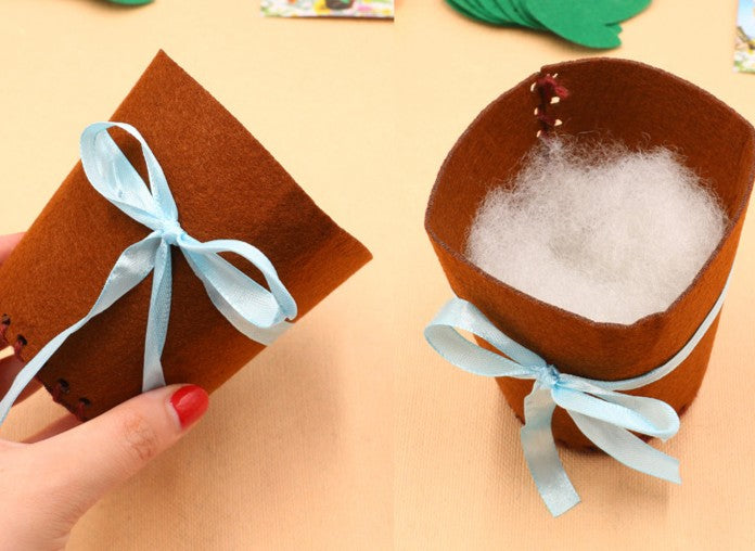 DIY Felt Flower Pot Craft Kit | Kids Educational Handmade Fabric Potted Plant Set | Montessori Creative Sewing Toy & Parent-Child Gift